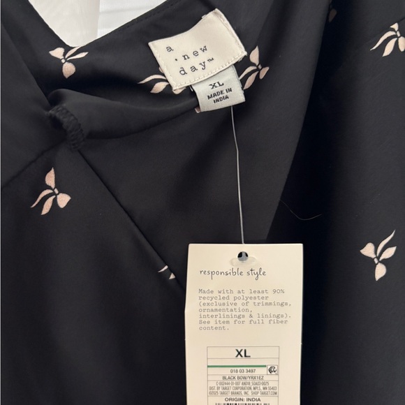 Black midi dress with light pink bows NWT - Picture 4 of 4